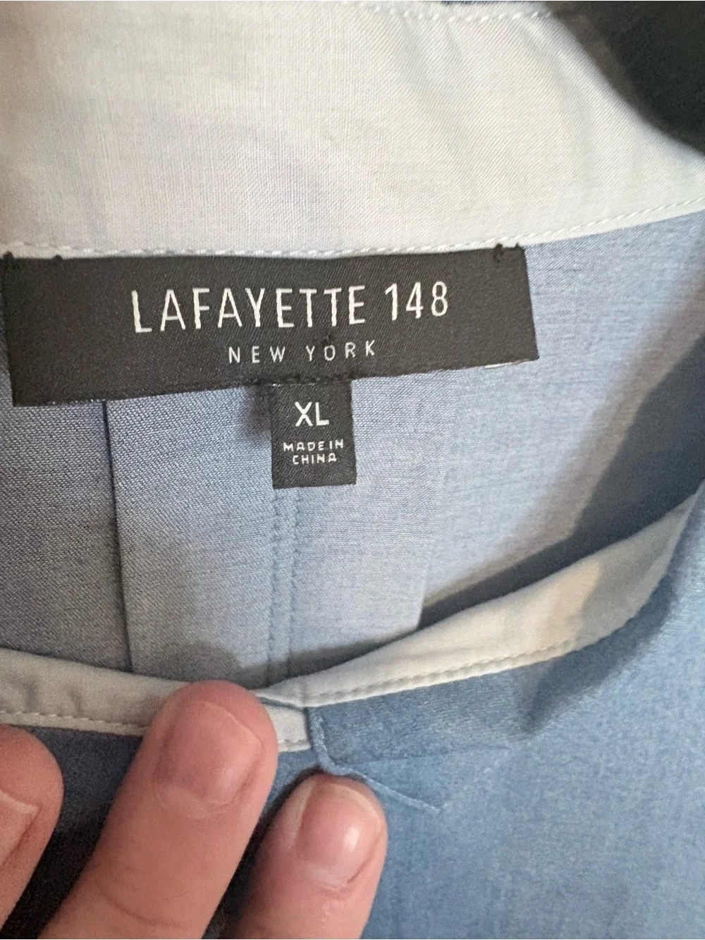 Lafayette 148 New York Hidden Placket Button Down Blouse XL Blue Chambray - Picture 4 of 9